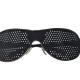 Foto chica del modelo 9103 - Visiontrainer: Lentes reticulares, estenopeicos, anteojos, ejercicios visuales.