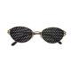 Foto chica del modelo CX19 - Visiontrainer: Lentes reticulares, estenopeicos, anteojos, ejercicios visuales.